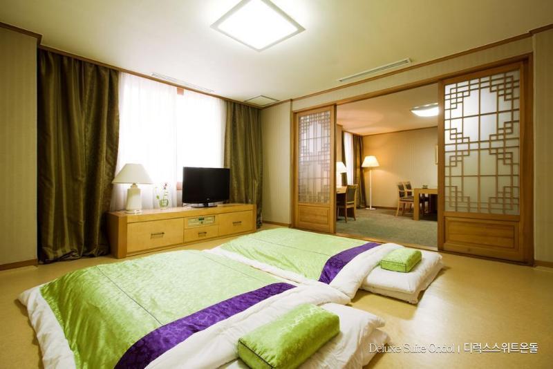 Yousung Hotel Daejeon Extérieur photo